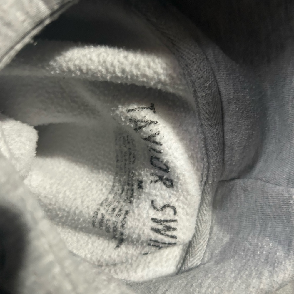 Taylor swift all too well hoodie size medium as is condtion - Picture 6 of 7